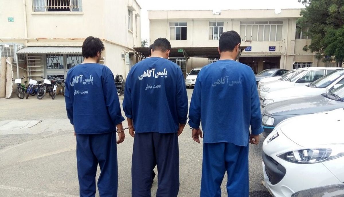 اخاذی از ۱۶ دختر و پسر نوجوان