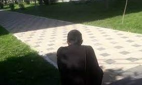 پدرم مدام از ارتباط مادرم با یک مرد غریبه می گفت و این حرف ها آزارم می داد