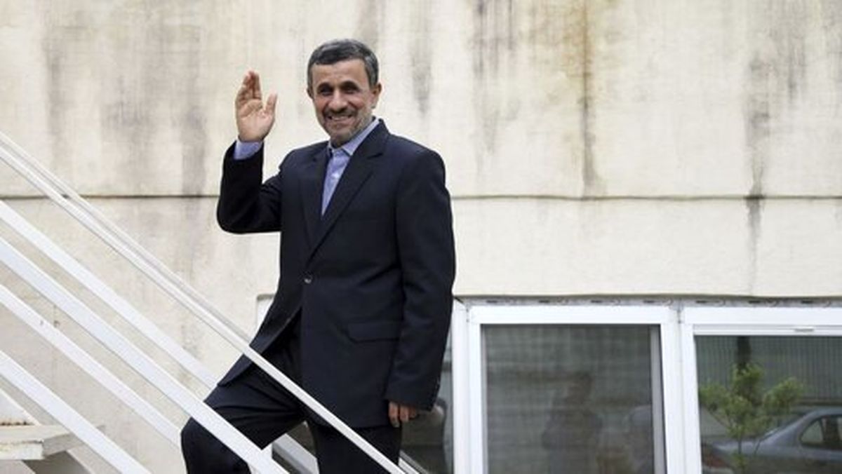 عبور از محمود احمدی نژاد/ سونامی کاندیداتوری به راه افتاد