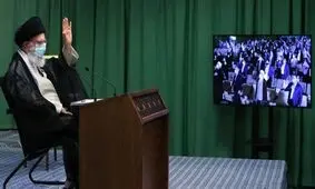 تصویری از رهبر انقلاب در دیدار رمضانی با دانشجویان/ عکس