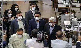 انتقاد رئیس ستاد انتخابات از حضور همراهان یکی از داوطلبان در وزارت کشور