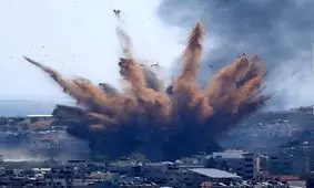 بمباران بی‌سابقه غزه از سوی رژیم صهیونیستی همزمان با حمله زمینی به مناطق مسکونی / ده‌ها فلسطینی به شهادت رسیدند / گردان‌های القسام پرتاب موشک به اراضی اشغالی را از سر گرفتند