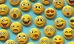 معنی ایموجی‌هایی را که می‌فرستید، می‌دانید؟