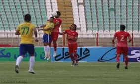 سه امتیاز حساس از دست تراکتور پرید