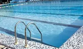 ‌ آیا کُلر استخر به پوست و مو صدمه می‌زند؟