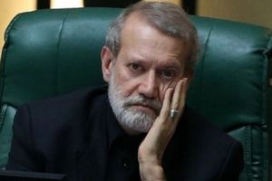 لاریجانی باید پاسخگو باشد نه طلبکار! / شعار "شوالیه ایران" او را مبرا می کند؟