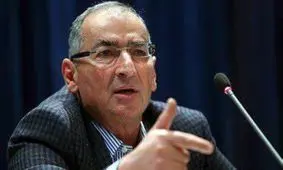 صادق زیباکلام: گویی جملگی نامزدها از کره مریخ آمده‌اند