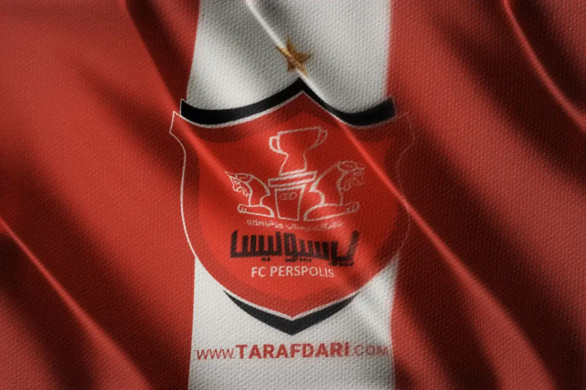 شکایت پرسپولیس از مجری شبکه ۵ سیما