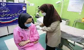 اجرای مرحله دوم واکسیناسیون کادر درمان نهاوند