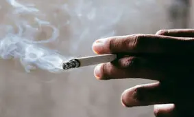 اگر با یک سیگاری زندگی می‌کنید، این مطلب را بخوانید