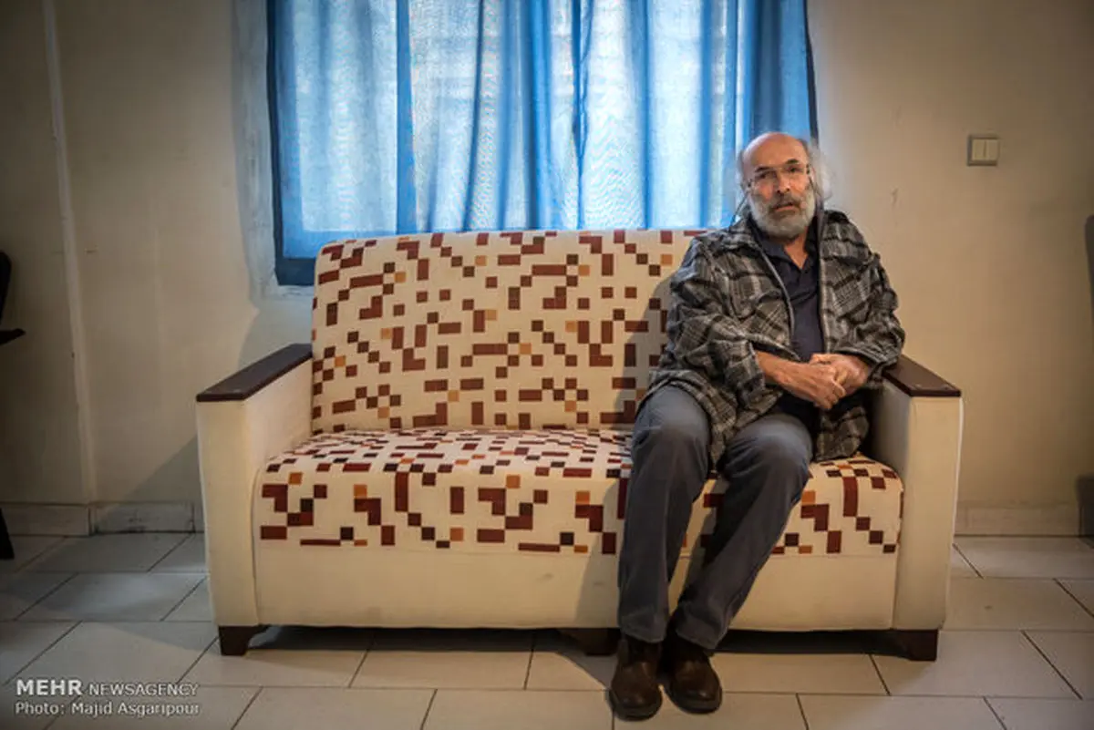 کیانوش عیاری از بیمارستان مرخص شد