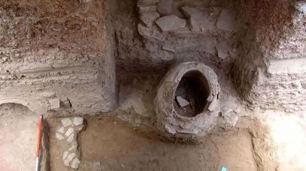 اصفهان، چشم انتظار کاوش