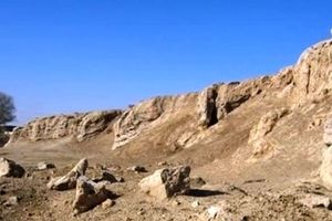 تخریب تپه تاریخی باغ اسماعیل در فامنین