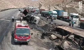 بر خورد سه دستگاه کامیون سه کشته بر جای گذاشت