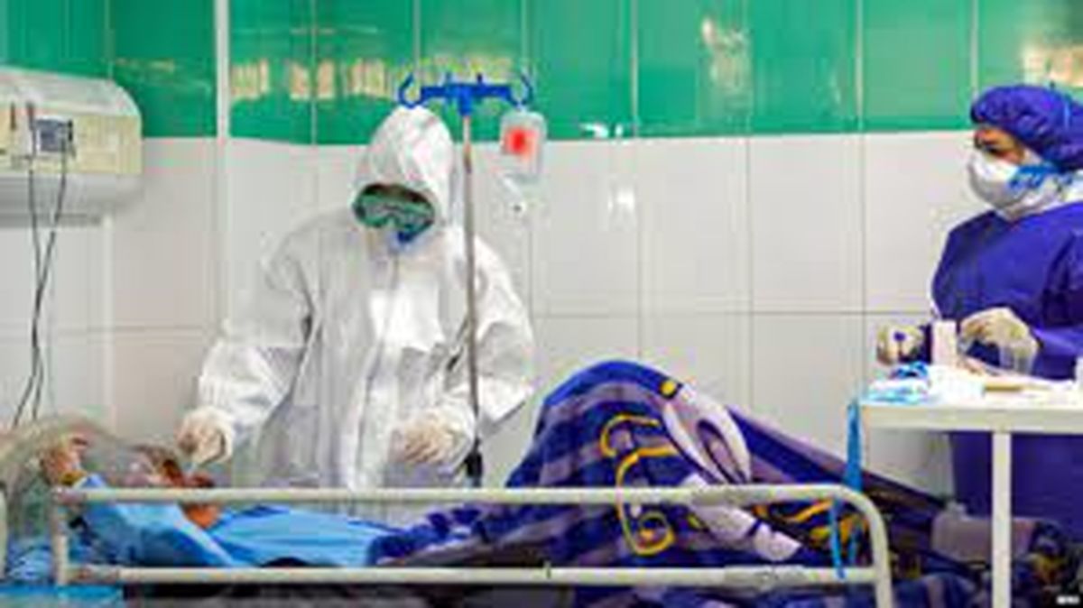بستری شدن بیش از ۱۰۰ بیمار مشکوک به کرونا در بخش مراقبت‌های ویژه
