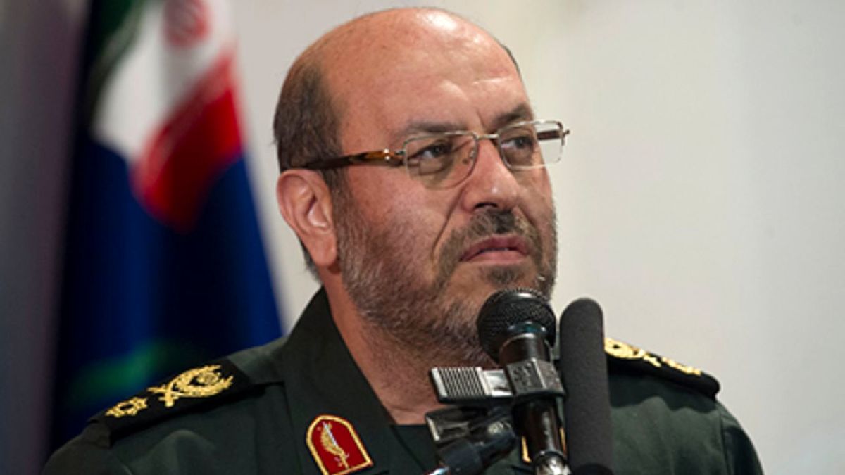 سردار دهقان: دنیا نباید احساس کند در ایران با یک جناح میتواند کار کند و با جناح دیگر نمیتواند