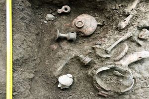 کشف محوطه ذوب آهن چند هزار ساله در یک روستای تاریخی
