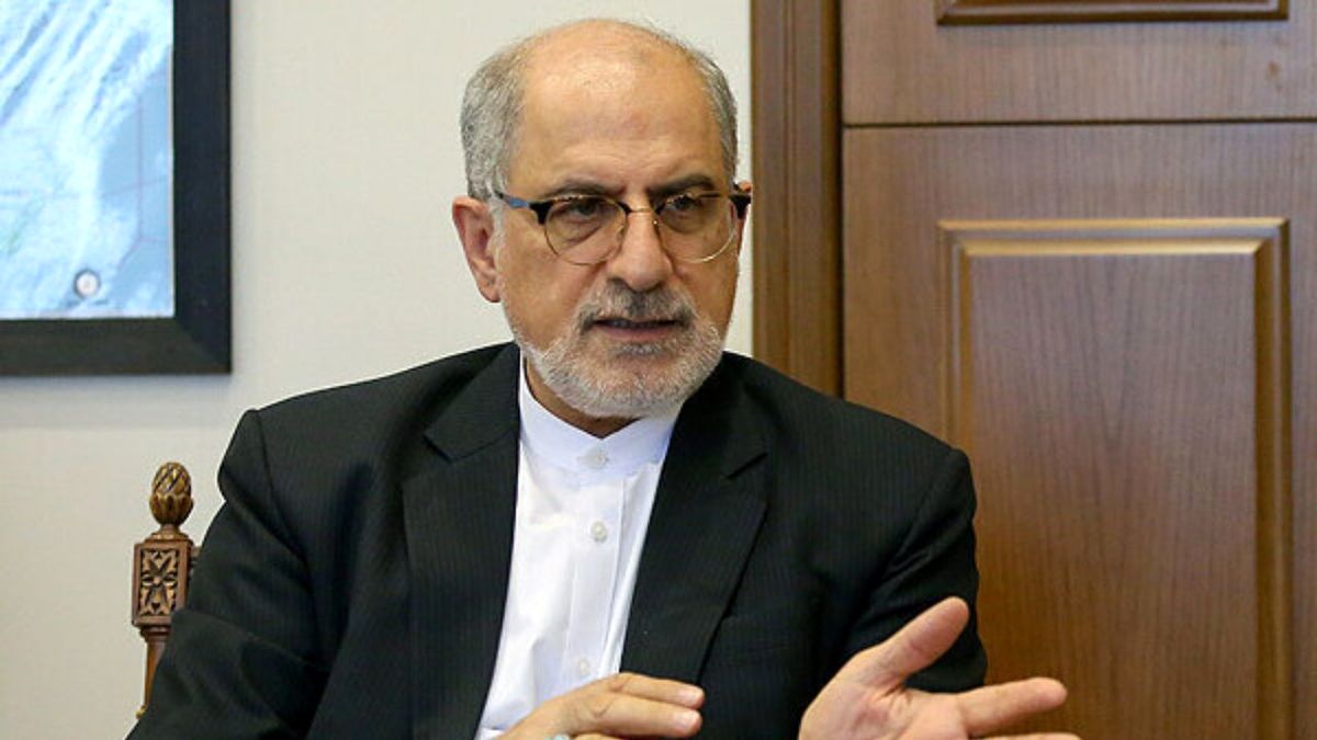 یک اصل پذیرفته شده در دنیا عدم حضور نظامیها در سیاست است/ نیروهای امنیتی رسالت اصلیشان را که حفظ امنیت است، از دست دادهاند