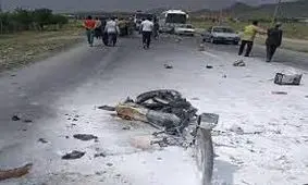 تصادف موتور سیکلت با وانت پیکان در ملایر