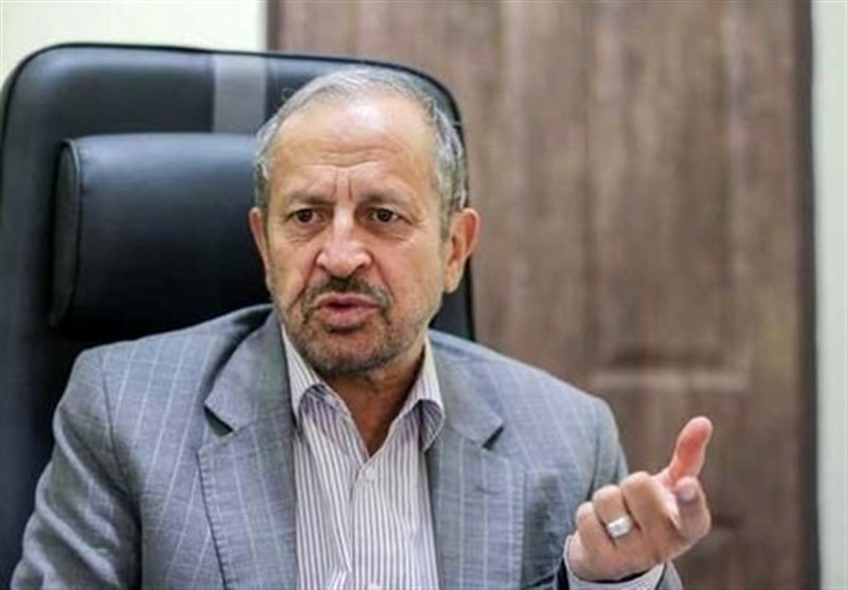 یک چهره دیگر نزدیک به احمدی نژاد، اعلام کاندیداتوری کرد/ او فرمانده اسبق بسیج است