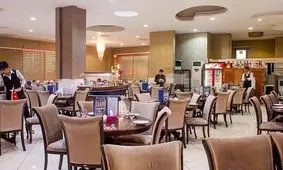 ضرر هنگفت کرونا به رستوران ‌داران / تعدیل ۳۰ درصد نیروی کار شاغل در رستوران ها