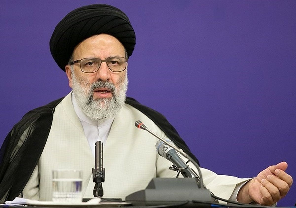 آمدن رییسی میتواند با اجماع بین اصولگرایان همراه باشد/ او قبل از هر اقدامی احتمالا با رهبری مشورت خواهد کرد