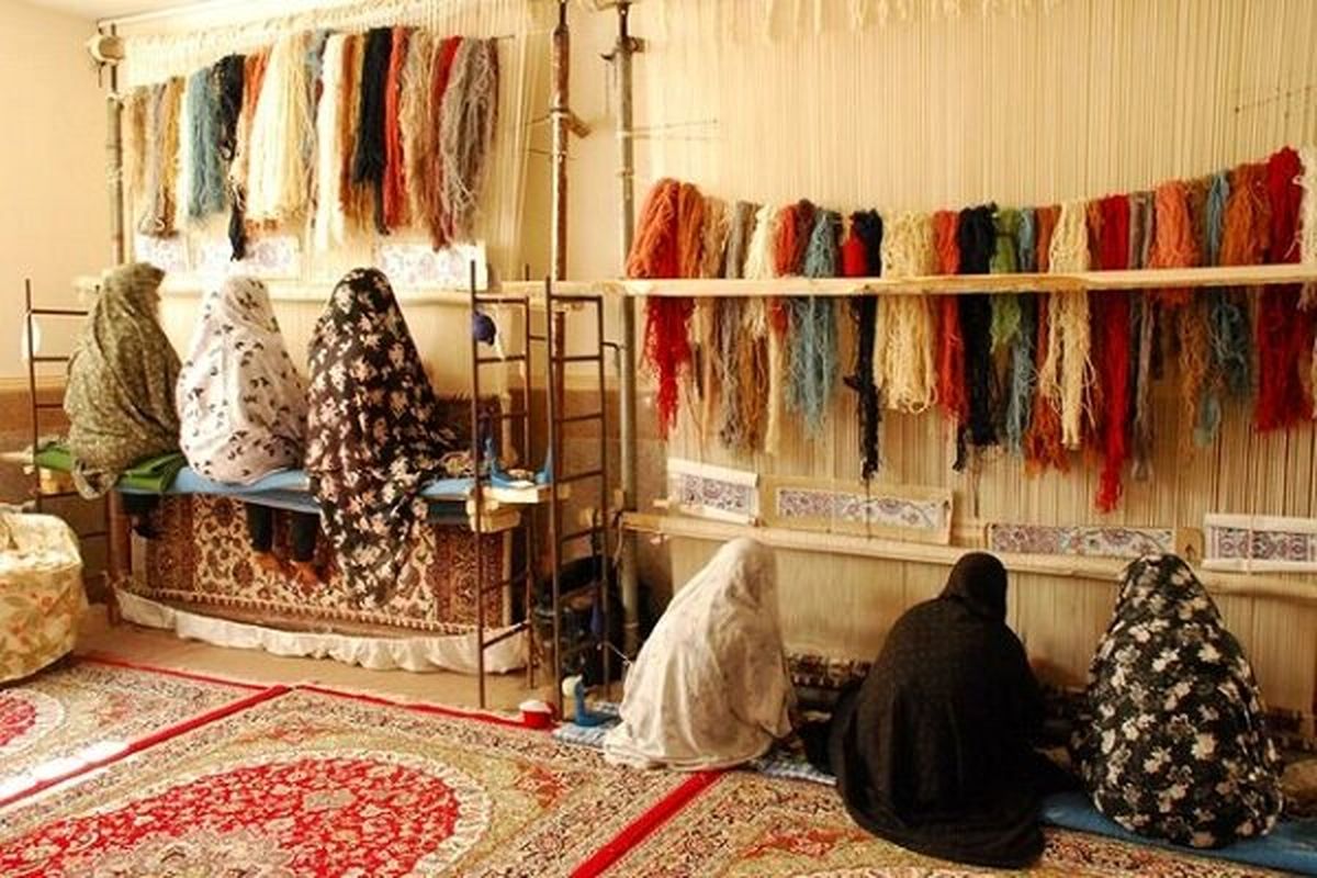 زنان خانه دار، قالیباف، دانشجو و هنرمند بیمه می‌شوند