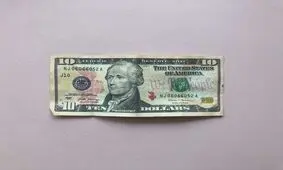 عقبگرد دلار در بازار