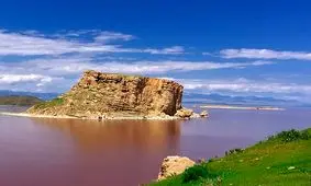 وزارت نیرو همچنان رهاسازی آب به سمت دریاچه ارومیه را متوقف کرده است