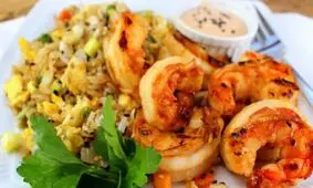 طرز تهیه میگو پلو اسپانیایی؛ یک پیشنهاد خوشمزه
