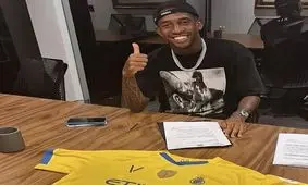 خرید ۲۰ میلیون یورویی حریف تراکتور