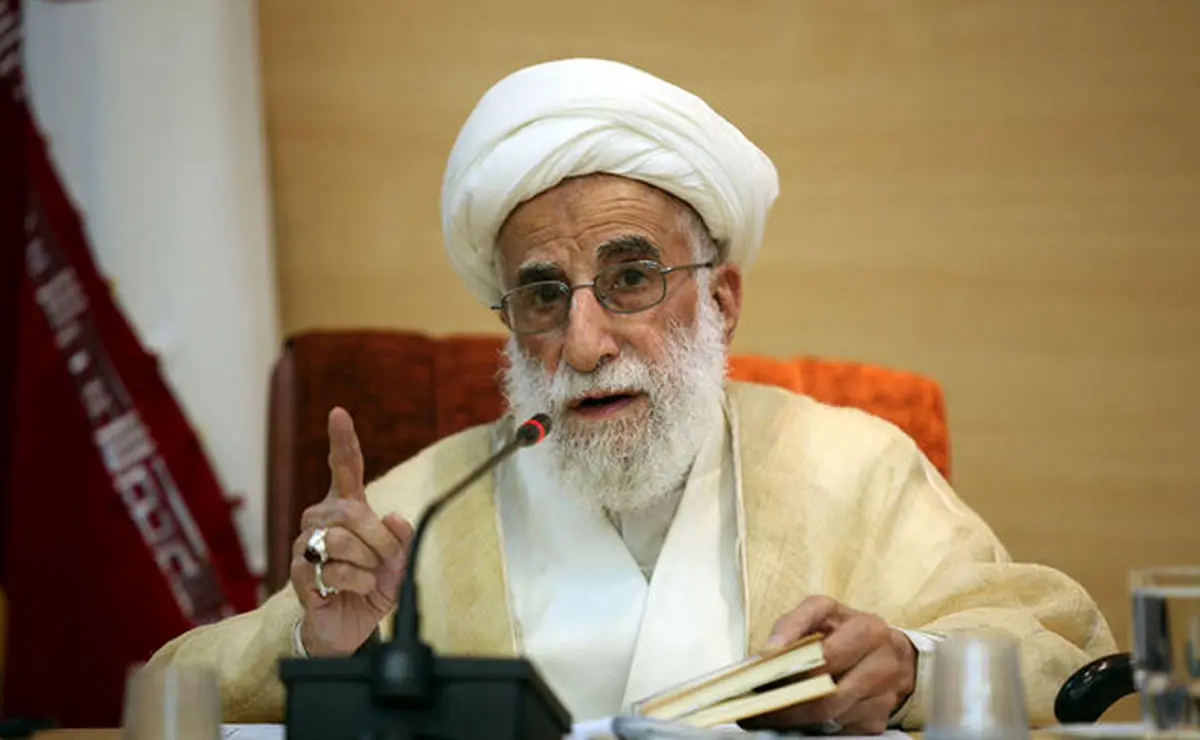 جنتی: مردم بدانند در بررسی صلاحیت کاندیداها بار سنگینی بر دوش داریم