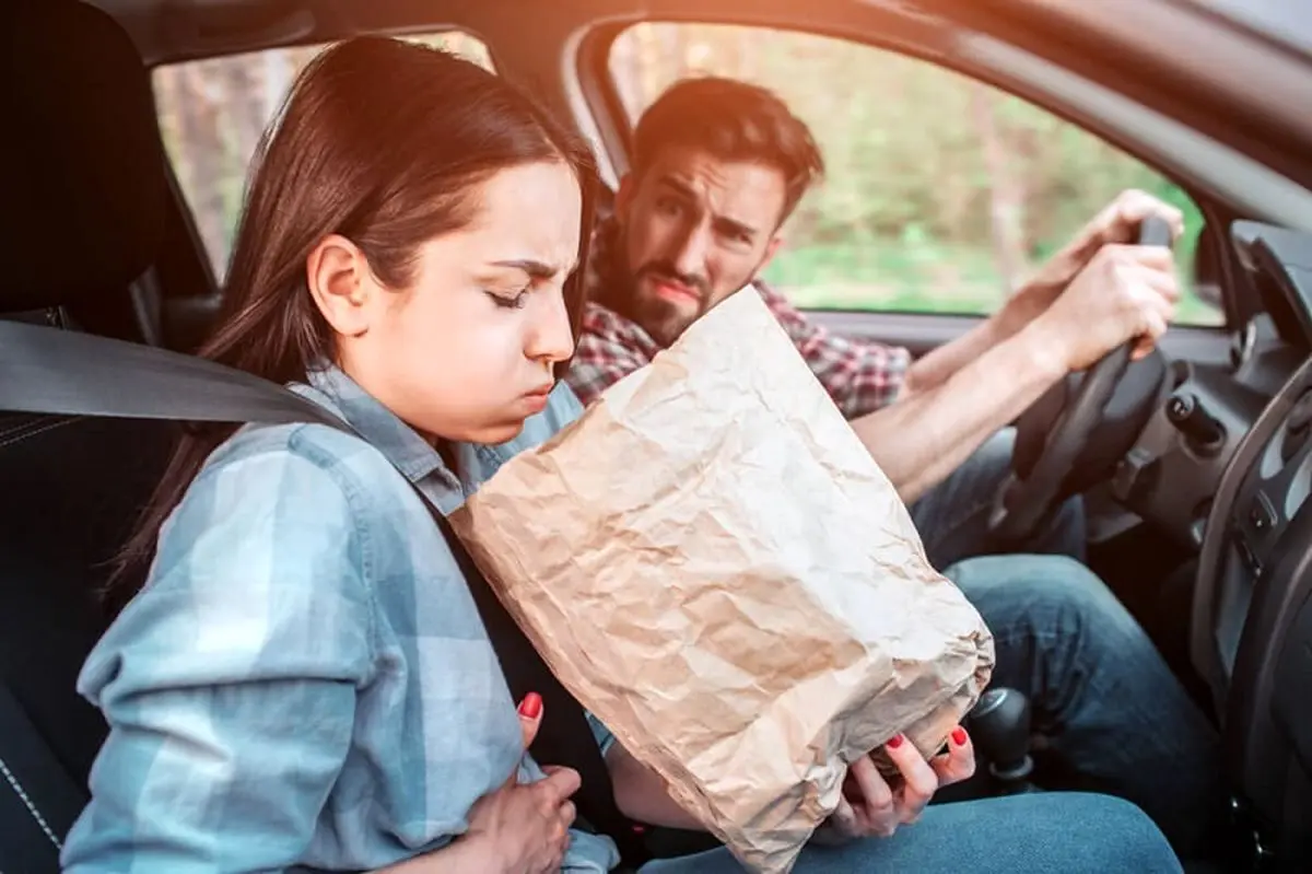 دلایل ایجاد حالت تهوع هنگام سوار شدن به اتومبیل