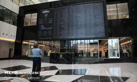 بورس ۸۹۸ واحد افت کرد