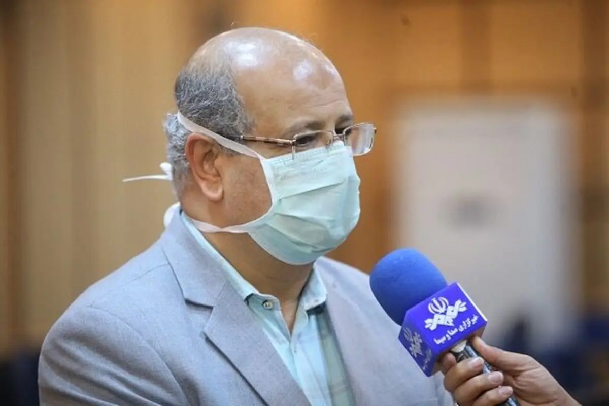 عذرخواهی زالی از خبرنگار مضروب