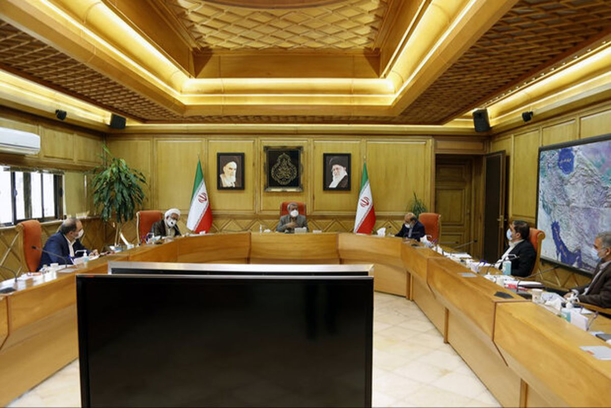 برخورداری یکسان نامزدها از امکانات عمومی یک الزام قانونی است