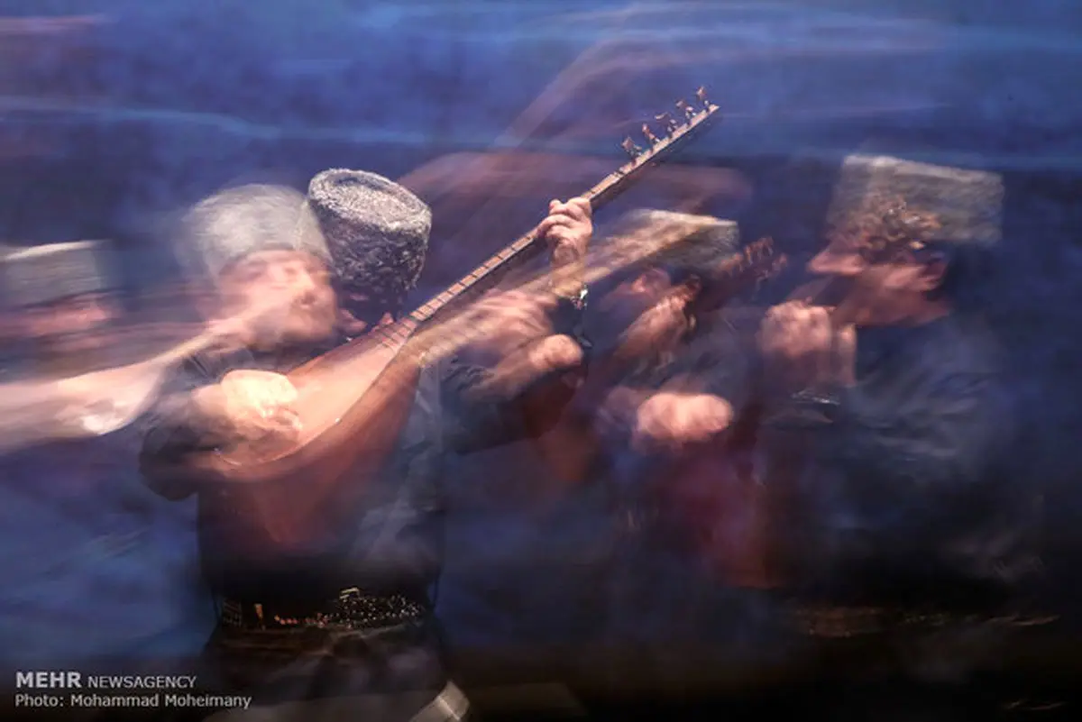 ویروس بی‌تدبیری «موسیقی نواحی» را نابود کرد/سوزاندن تقدیرنامه‌ها!