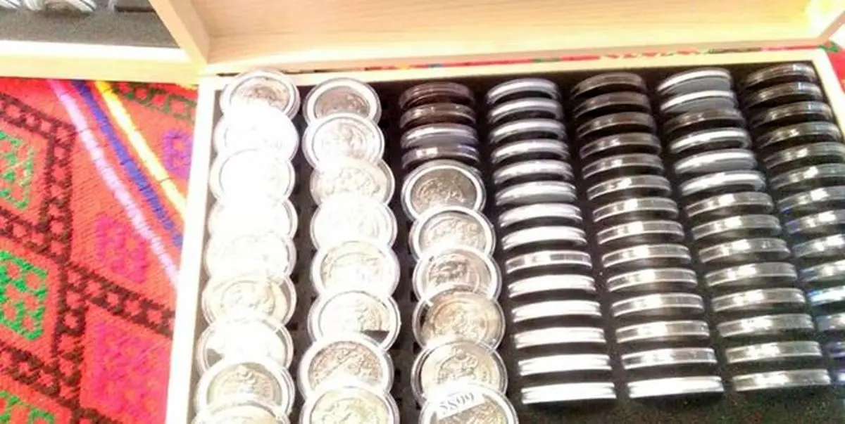 رونمایی از سکه‌ های مرمت‌ شده در موزه منطقه‌ای جنوب شرق در زاهدان