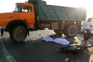 تصادف کامیون در تهران یک کشته و ۲ زخمی داشت