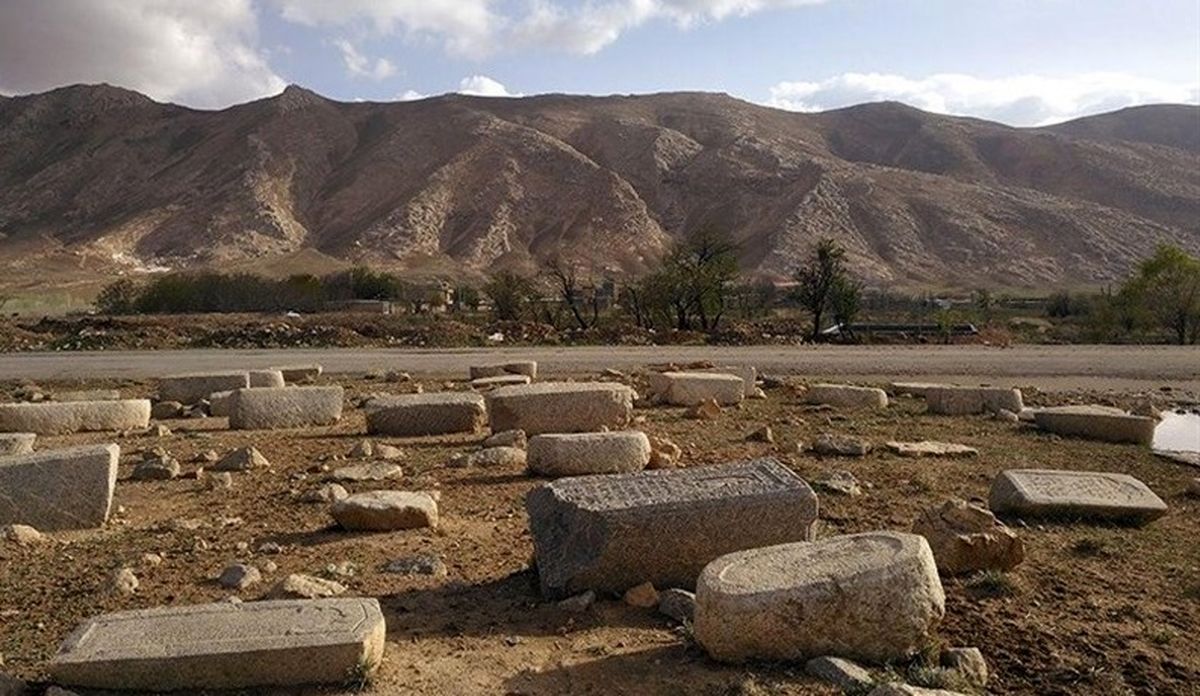 حفاری غیرمجاز قبرستان ارامنه در روستای "سیرک"/ تصاویر