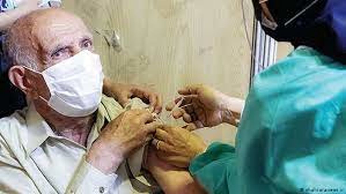 واکسیناسیون سالمندان بالای ۷۰ سال در کرمان آغاز شد/ وضعیت ‌شکننده است