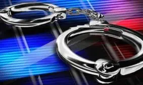 یک مدیر دولتی در سمنان بازداشت شد