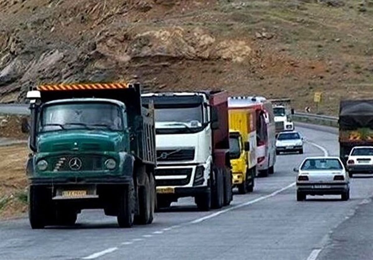 ماجرای اعتصاب راننده‌ های کامیون در مشهد