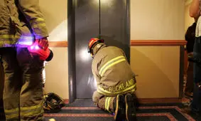 ۱۸۰ محبوسی آسانسور در مشهد به دلیل قطع برق