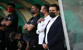 بد شدن حال پیروانی پیش از بازی با ذوب‌آهن/ عکس