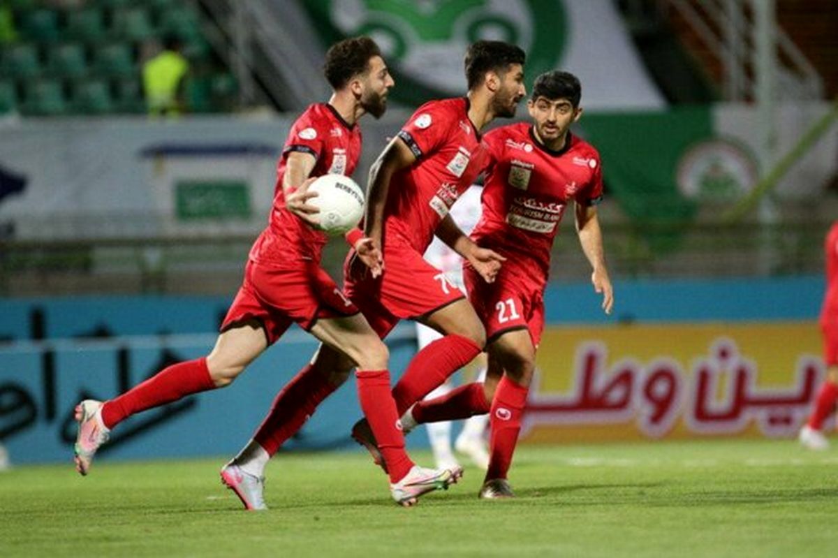 بازگشت پرسپولیس به بازی و کسب ۳ امتیاز/ ذوبآهن به سپاهان کمک نکرد