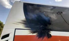 پرتاب کنندگان نارنجک به سمت اتوبوس پرسپولیس دستگیر شدند/ گل‌محمدی: به قصد کشتن ما نارنجک زدند؛ پاهایم می‌لرزید