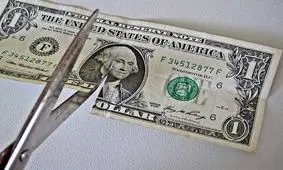 دلار عقب رفت