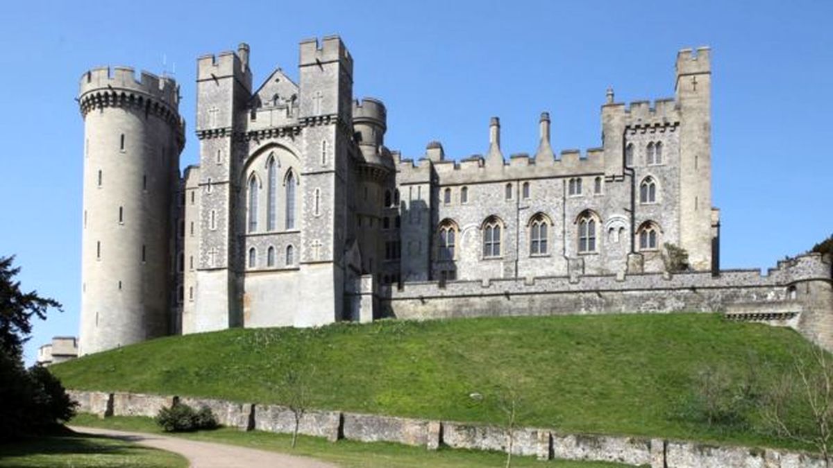 سرقت آثار "بی‌ بدیل" تاریخی سلطنتی از قلعه اروندل بریتانیا