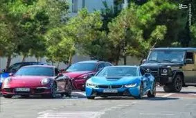 قیمت روز خودروهای لاکچری در پایتخت + جدول